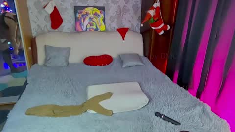 Snapshot of sara__foxy chatting on December 9, 2024, 6:03 pm sara  foxy online show from December 9, 2024, 6:03 pm