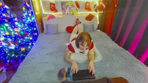 Snapshot of sara__foxy chatting on December 28, 2024, 3:37 pm sara  foxy online show from December 28, 2024, 3:37 pm