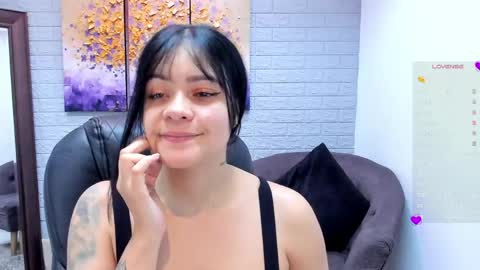Snapshot of sara__michell chatting on May 26, 2026, 12:01 pm online show from May 26, 2026, 12:01 pm