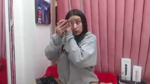 sara_honny online show from September 25, 2025, 4:27 am