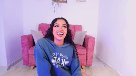 Sara Jhonson  online show from September 8, 2025, 11:26 pm