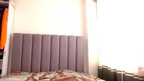 sara_johnson__ online show from January 12, 2026, 8:58 pm