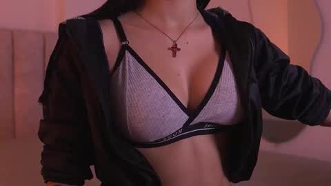 sara_lopee1 online show from January 16, 2026, 11:58 am