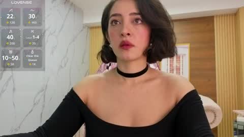 Sara  online show from May 14, 2026, 1:51 pm