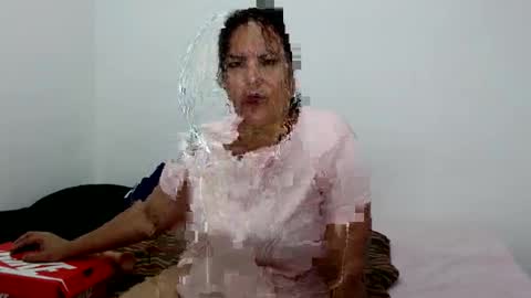 Snapshot of sara_love43 chatting on January 6, 2025, 10:58 pm Sara love online show from January 6, 2025, 10:58 pm