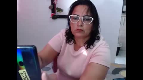 Snapshot of sara_love43 chatting on January 9, 2025, 7:18 pm Sara love online show from January 9, 2025, 7:18 pm