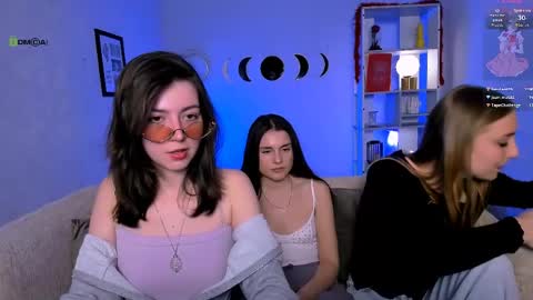Sara online show from May 2, 2026, 7:08 pm