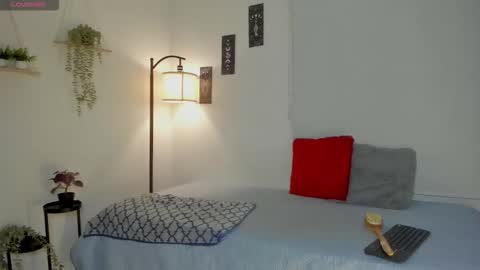 sara_sweett9 online show from February 16, 2026, 11:34 pm