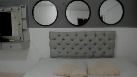 sara_valentina2 online show from January 10, 2025, 3:48 pm