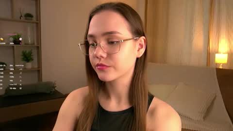 Im Sara  online show from February 12, 2026, 8:09 am