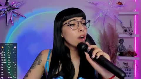 Snapshot of saraadesire chatting on March 4, 2025, 10:49 pm Sara online show from March 4, 2025, 10:49 pm