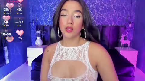 Snapshot of saraamills chatting on July 2, 2026, 3:23 am Sara online show from July 2, 2026, 3:23 am
