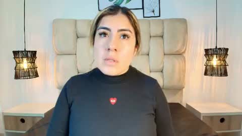 Snapshot of sarablonde_t chatting on July 13, 2026, 7:27 pm sarablonde_t online show from July 13, 2026, 7:27 pm