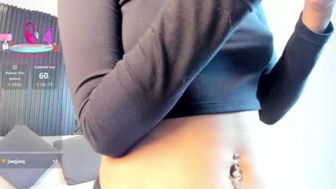 Snapshot of saracorraless chatting on April 23, 2026, 8:44 pm Sara Everyday From 1430 to 2130 Col Time online show from April 23, 2026, 8:44 pm