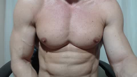 saradorj92 online show from April 4, 2026, 2:32 am