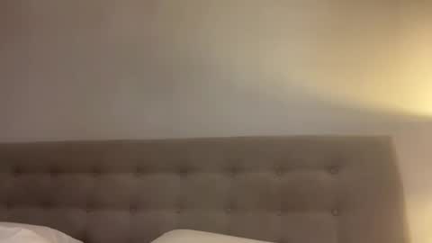 Snapshot of sarah_heart_aus chatting on March 6, 2025, 9:14 am Sarah Heart Aus online show from March 6, 2025, 9:14 am