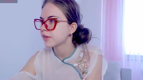 Sarah online show from February 17, 2026, 7:49 am