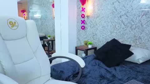 sarah online show from February 5, 2026, 12:21 pm