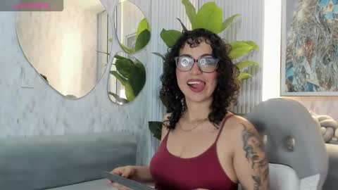 Sarah online show from March 29, 2026, 2:11 am