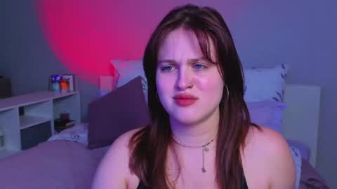 Snapshot of sarah_soul chatting on June 23, 2026, 11:14 pm Sarah online show from June 23, 2026, 11:14 pm