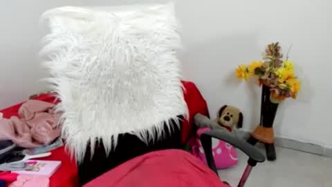 Snapshot of sarah_sweett chatting on April 13, 2026, 9:53 pm Sarah online show from April 13, 2026, 9:53 pm