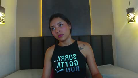 Snapshot of sarahevans__ chatting on January 17, 2025, 3:22 pm Sarah Evans online show from January 17, 2025, 3:22 pm