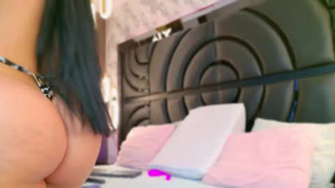 Sarah online show from September 23, 2025, 11:35 am