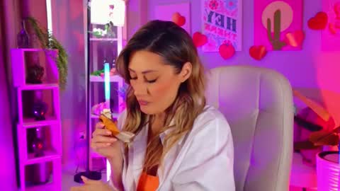 Divine Sarah NONUDE model online show from March 13, 2026, 11:39 am