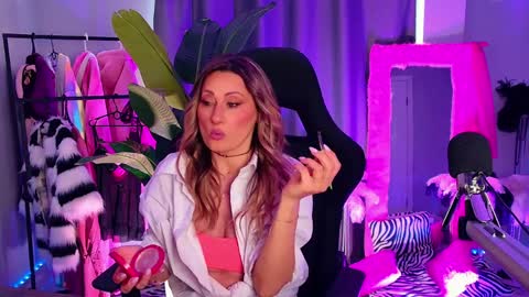 Divine Sarah NONUDE model online show from April 9, 2026, 12:54 pm