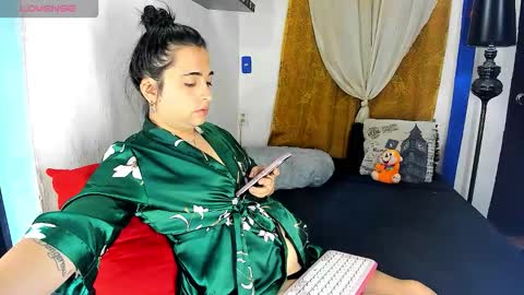 Snapshot of sarahjey chatting on March 8, 2026, 1:14 am SARAHJEY online show from March 8, 2026, 1:14 am