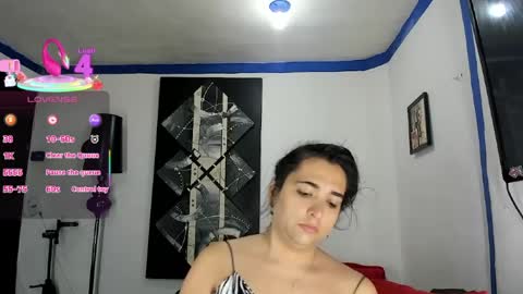 Snapshot of sarahjey chatting on April 2, 2026, 4:04 pm SARAHJEY online show from April 2, 2026, 4:04 pm
