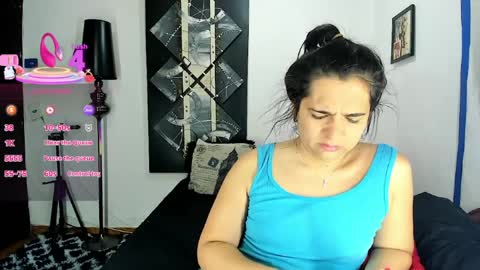 Snapshot of sarahjey chatting on April 3, 2026, 7:45 pm SARAHJEY online show from April 3, 2026, 7:45 pm