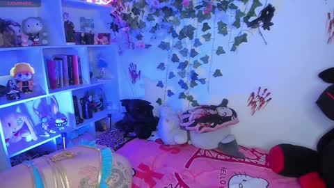 Snapshot of sarahminage_ chatting on November 11, 2025, 5:57 pm Sarah NEW ACCOUNT online show from November 11, 2025, 5:57 pm