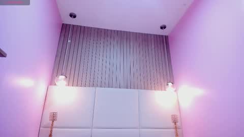 Snapshot of sarahsaenz_ chatting on November 20, 2025, 11:32 am Sarah online show from November 20, 2025, 11:32 am