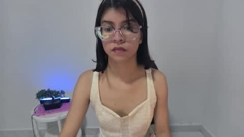 Sarah  online show from October 10, 2025, 7:02 pm