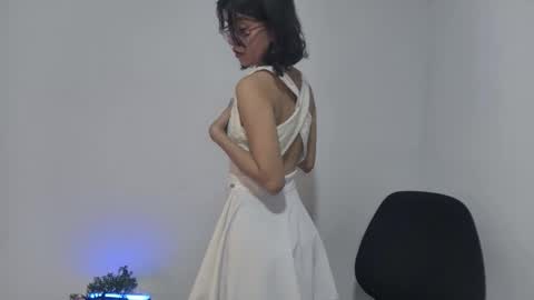 Sarah  online show from October 14, 2025, 8:20 pm