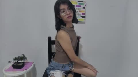 Sarah  online show from October 21, 2025, 7:14 pm