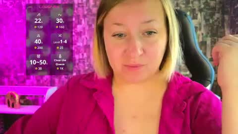 Snapshot of sarakatherin chatting on June 17, 2026, 5:21 am Sara online show from June 17, 2026, 5:21 am