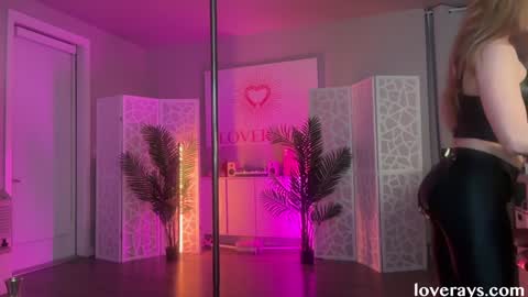 Back from Vacay  Follow for more here  online show from February 6, 2026, 3:22 am