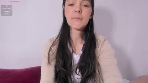 Snapshot of sarasweet_4 chatting on September 15, 2025, 9:04 pm Sara   online show from September 15, 2025, 9:04 pm