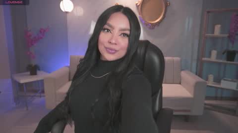 Sara Winstone online show from February 12, 2026, 1:39 pm