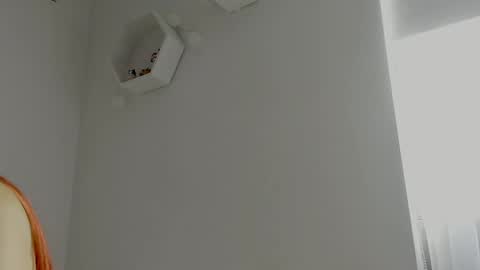 Saray  online show from March 30, 2026, 7:04 pm