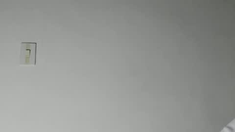 Saray  online show from April 16, 2026, 12:00 am