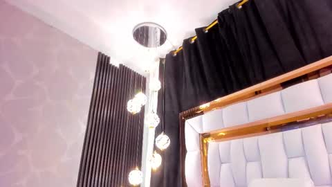 Saray online show from November 17, 2025, 7:30 pm