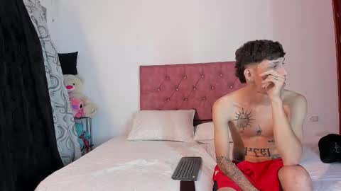  SARIYA Y ALEXIS  online show from February 10, 2026, 6:12 pm