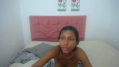 Snapshot of sarita_hot77 chatting on January 7, 2025, 3:03 am sarita_hot77 online show from January 7, 2025, 3:03 am