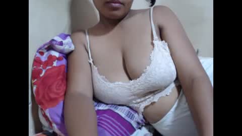 saronette online show from January 18, 2025, 7:28 am