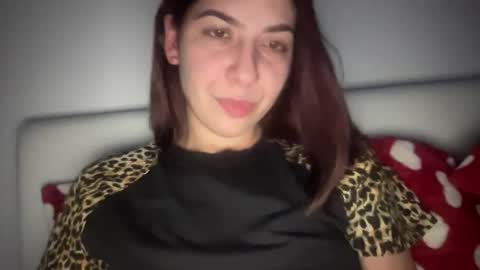 Snapshot of sarrah_rossy chatting on February 27, 2025, 10:53 pm Sarrah online show from February 27, 2025, 10:53 pm