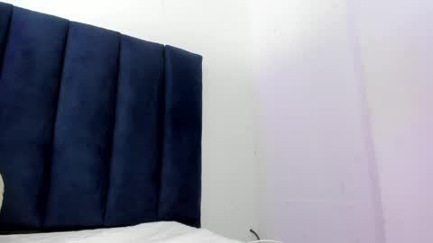 Snapshot of sasha__15 chatting on May 18, 2026, 1:39 pm sasha online show from May 18, 2026, 1:39 pm