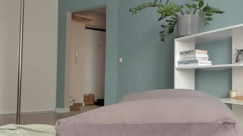 Snapshot of sasha_bell_ chatting on March 3, 2025, 7:43 am Sasha online show from March 3, 2025, 7:43 am